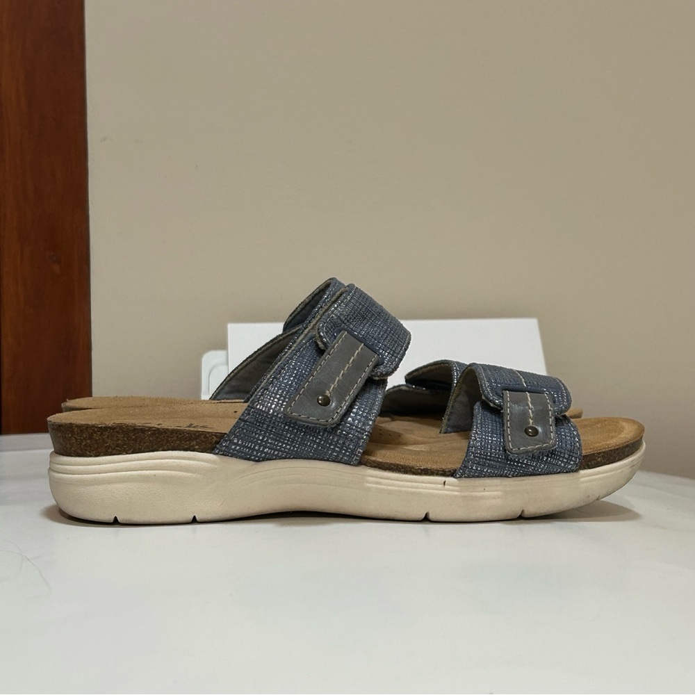 Clarks Collection April Dusk Slip-On Slide Sandals - 7W